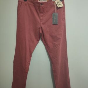 Tailor Vintage Chinos in Classic Khaki with Timeless Style